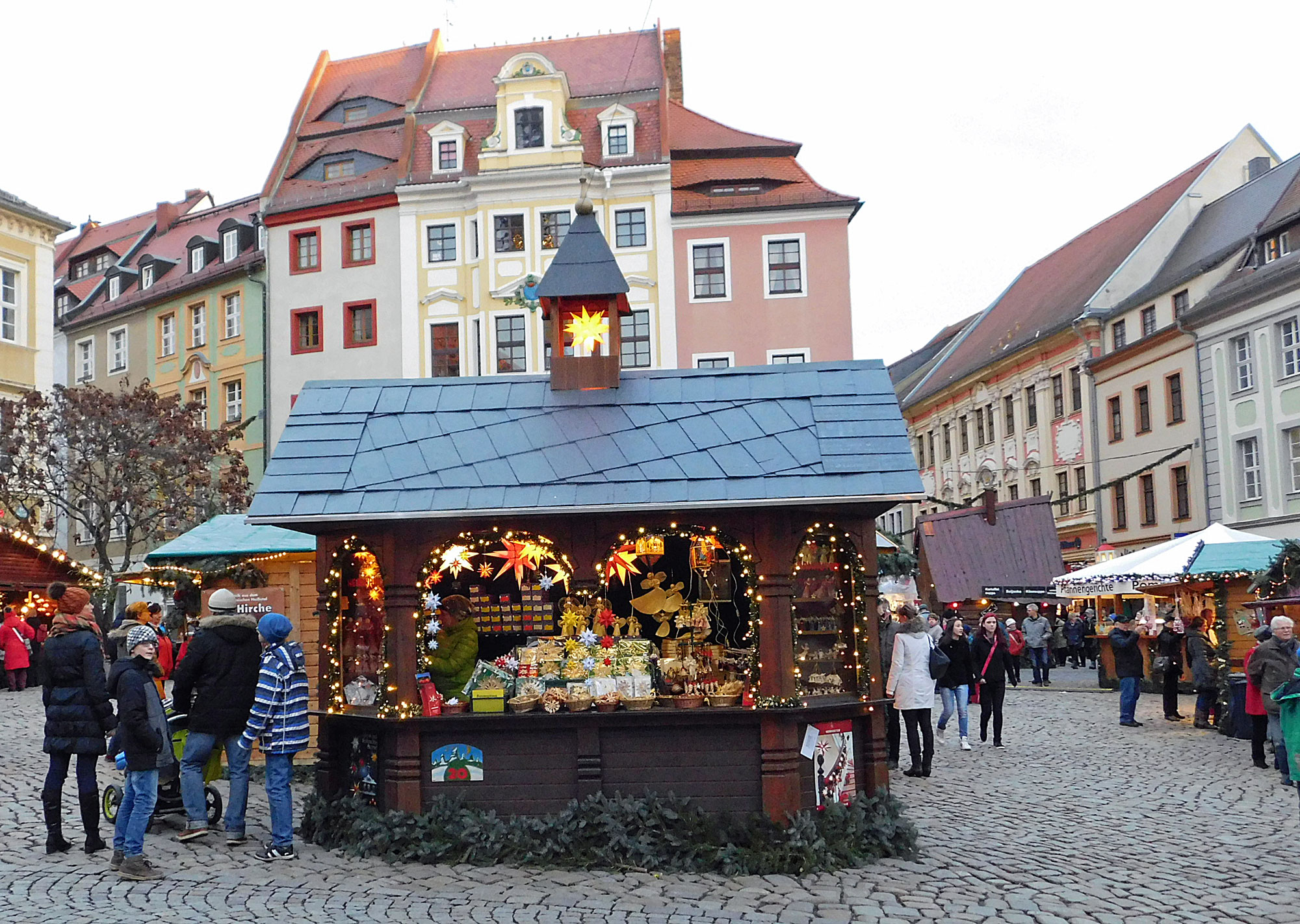 Mehr als nur ein Weihnachtsmarkt der Wenzelsmarkt in Bautzen › Auf